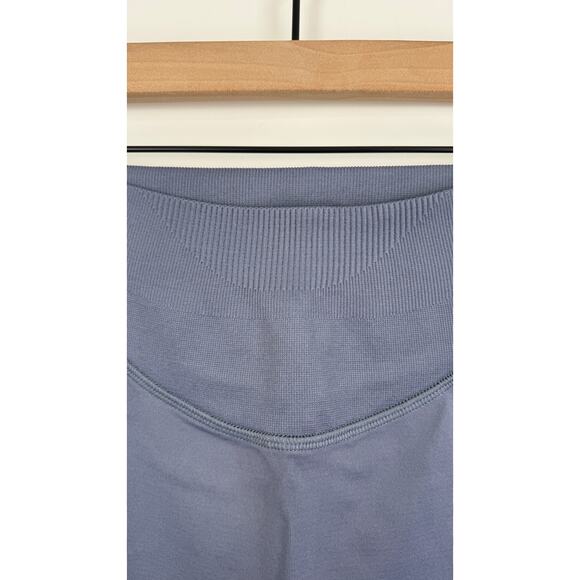 Gymshark Sweat Seamless Shorts Womens XS Evening Blue New Athleisure B6A4S - Picture 3 of 8